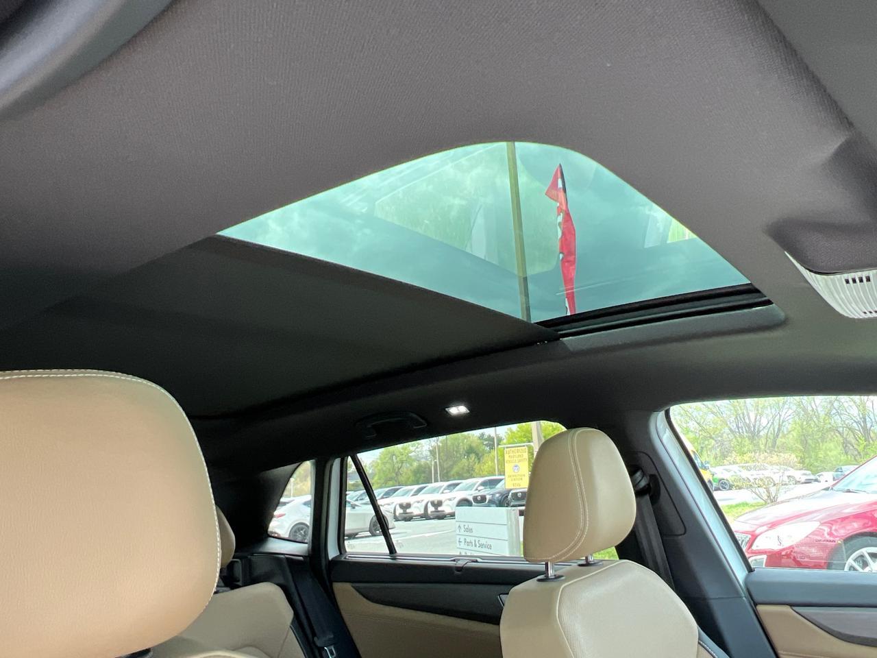 2025 Volkswagen Atlas Cross Sport 2.0T SE w/Technology Hagerstown MD