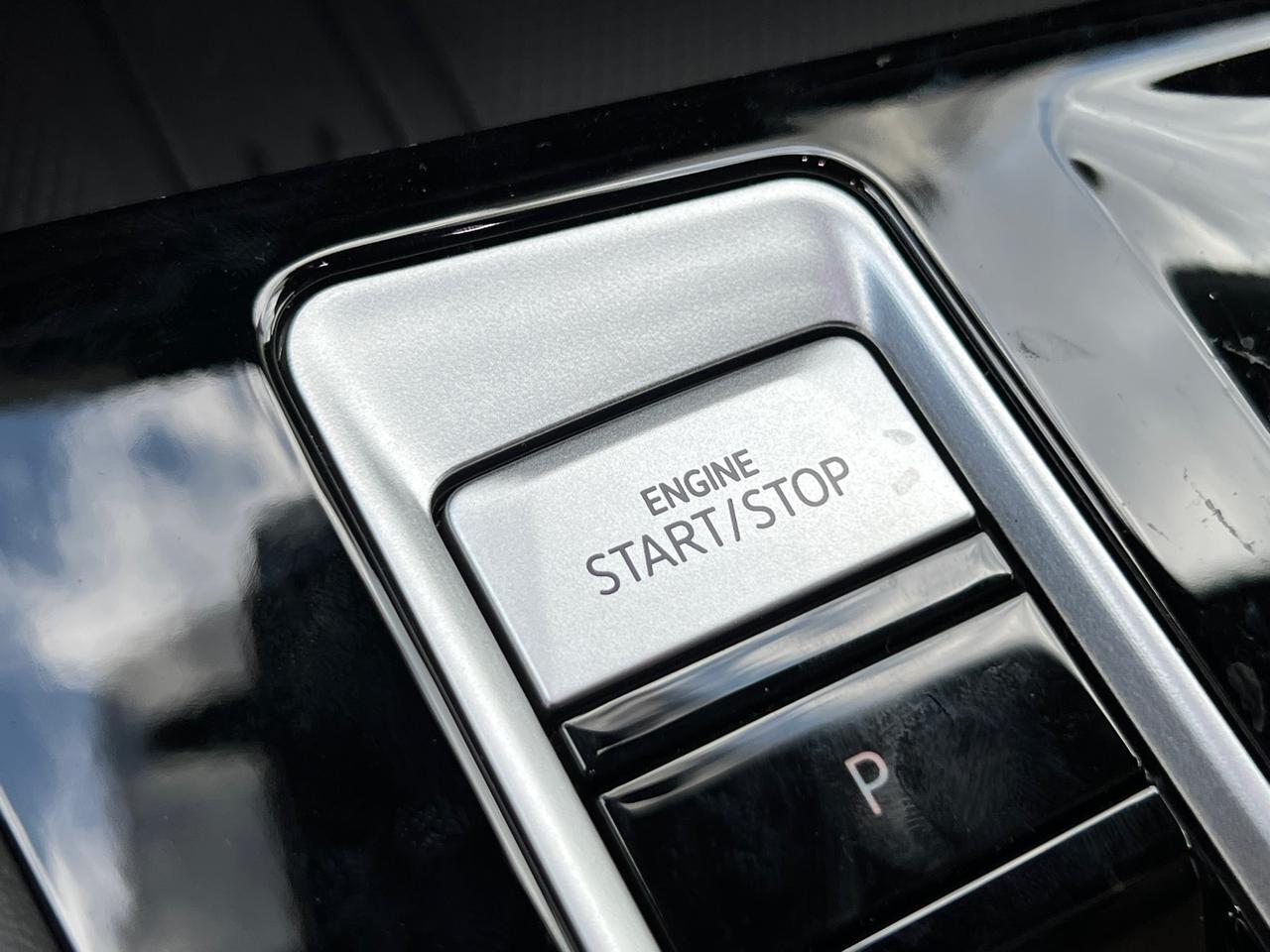 2025 Volkswagen Atlas Cross Sport 2.0T SE w/Technology Hagerstown MD