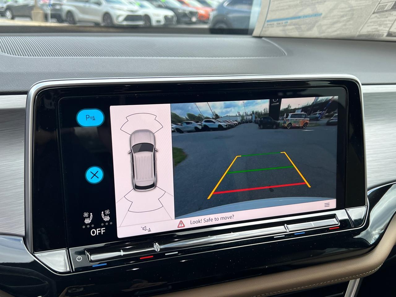 2025 Volkswagen Atlas Cross Sport 2.0T SE w/Technology Hagerstown MD