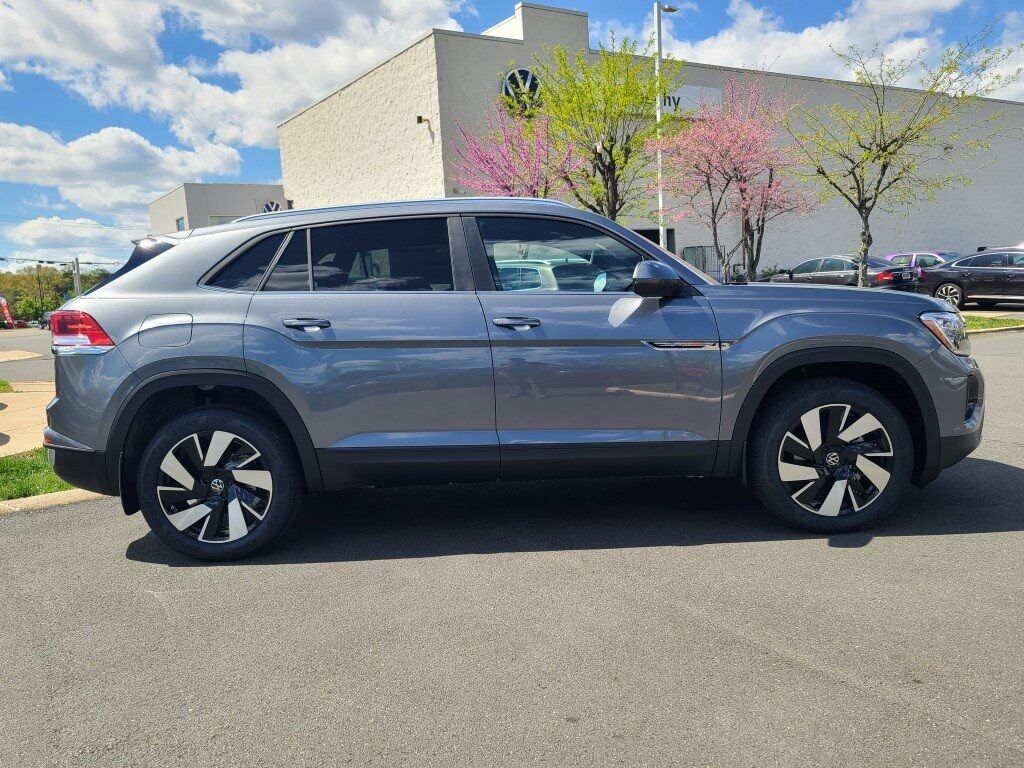 2025 Volkswagen Atlas Cross Sport 2.0T SE w/Technology Springfield VA