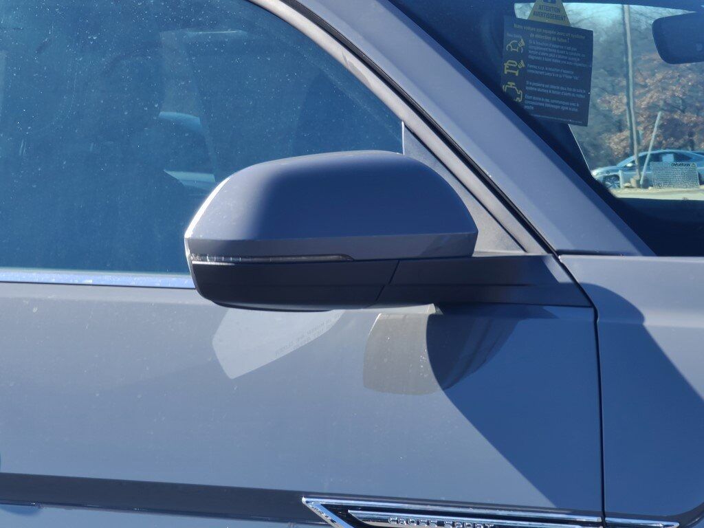 2025 Volkswagen Atlas Cross Sport 2.0T SE w/Technology Springfield VA