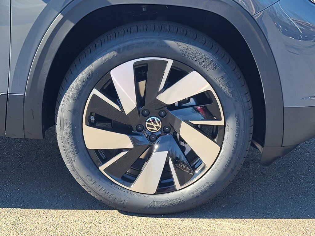 2025 Volkswagen Atlas Cross Sport 2.0T SE w/Technology Springfield VA