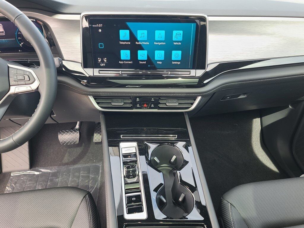 2025 Volkswagen Atlas Cross Sport 2.0T SE w/Technology Springfield VA