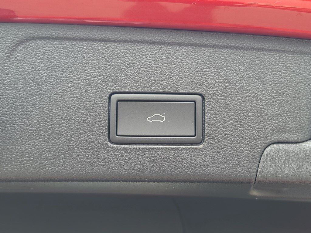 2025 Volkswagen Atlas Cross Sport 2.0T SE w/Technology Springfield VA