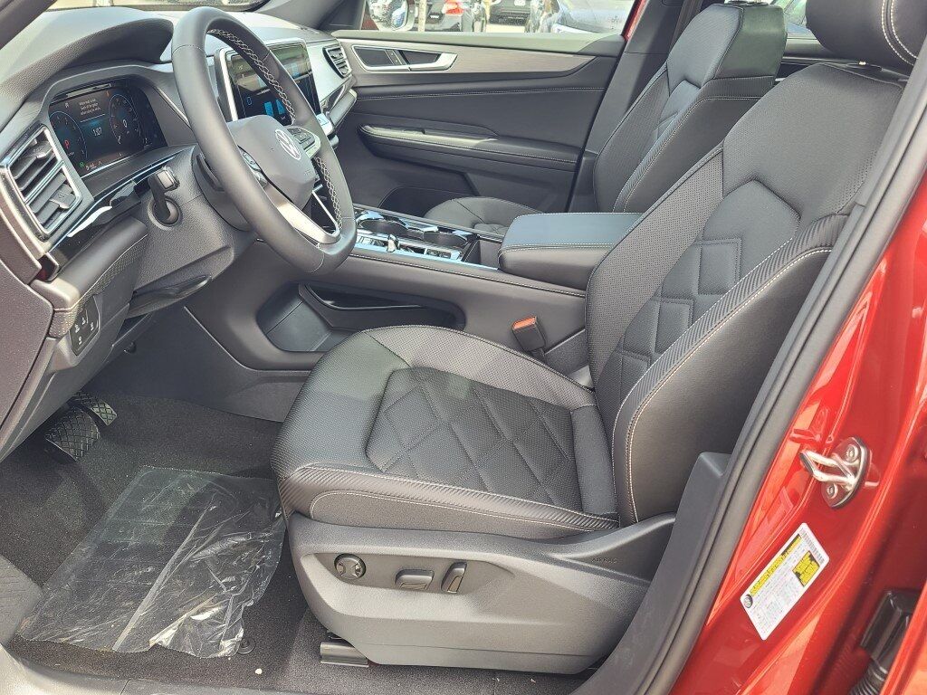 2025 Volkswagen Atlas Cross Sport 2.0T SE w/Technology Springfield VA