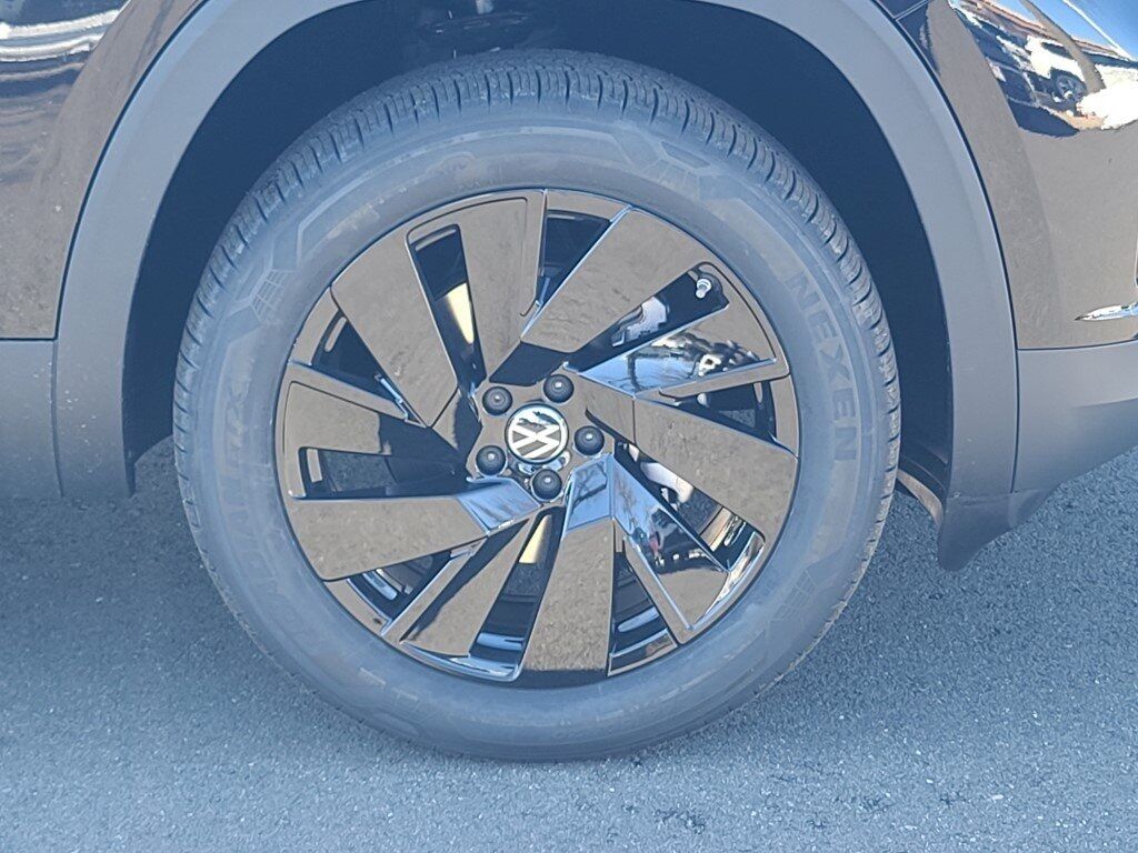 2025 Volkswagen Atlas Cross Sport 2.0T SE w/Technology Springfield VA