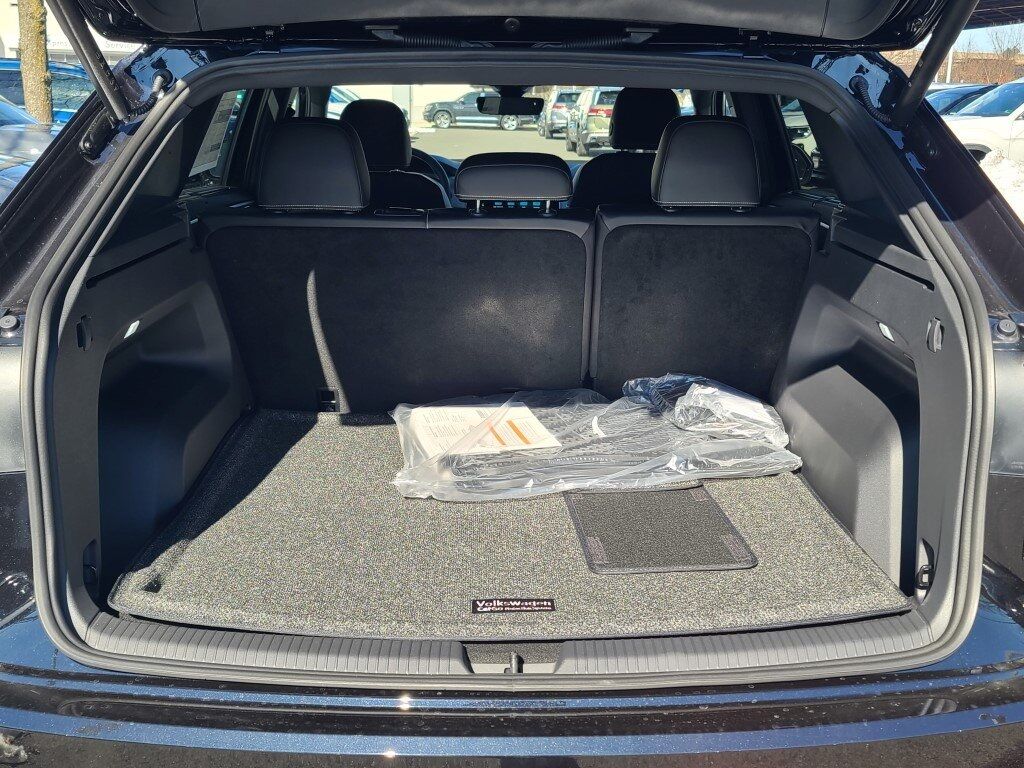 2025 Volkswagen Atlas Cross Sport 2.0T SE w/Technology Springfield VA