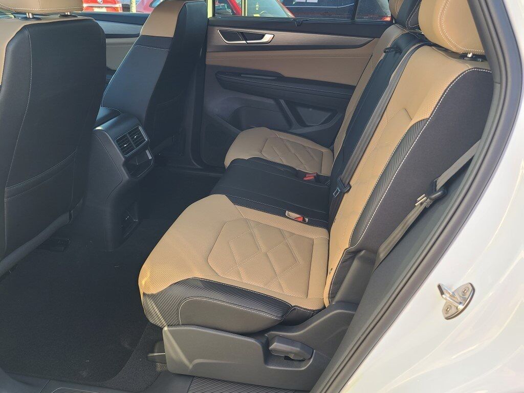 2025 Volkswagen Atlas Cross Sport 2.0T SE w/Technology Springfield VA