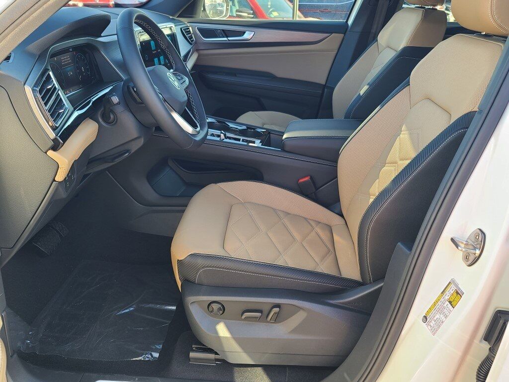 2025 Volkswagen Atlas Cross Sport 2.0T SE w/Technology Springfield VA