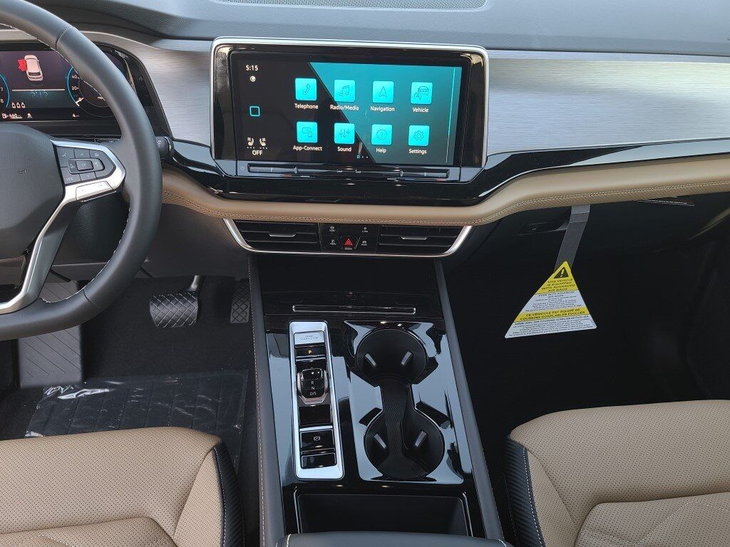 2025 Volkswagen Atlas Cross Sport 2.0T SE w/Technology Springfield VA