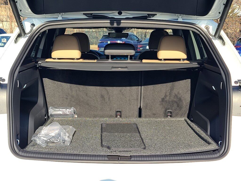 2025 Volkswagen Atlas Cross Sport 2.0T SE w/Technology Springfield VA