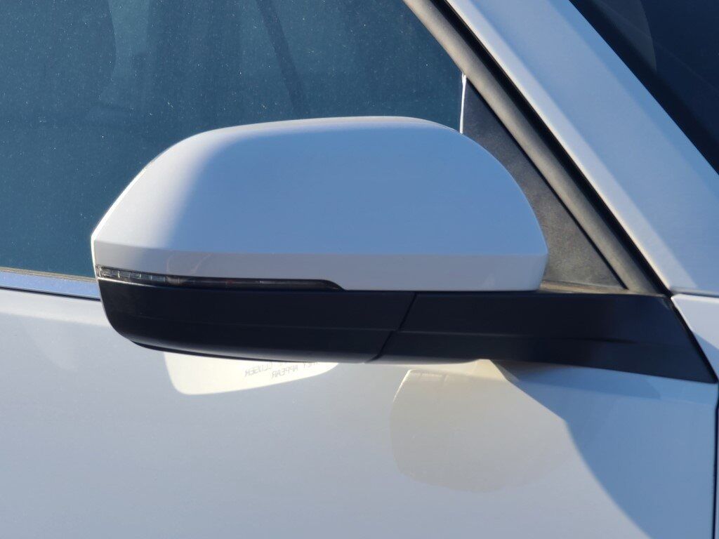 2025 Volkswagen Atlas Cross Sport 2.0T SE w/Technology Springfield VA