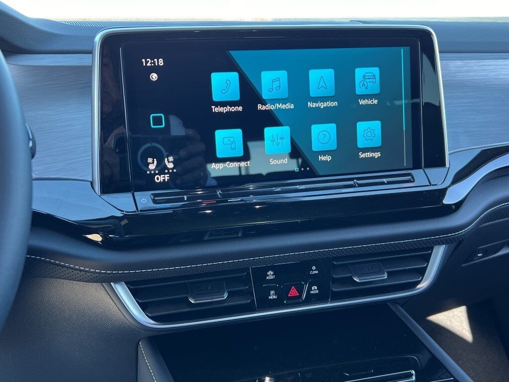 2025 Volkswagen Atlas Cross Sport 2.0T SE w/Technology Springfield VA