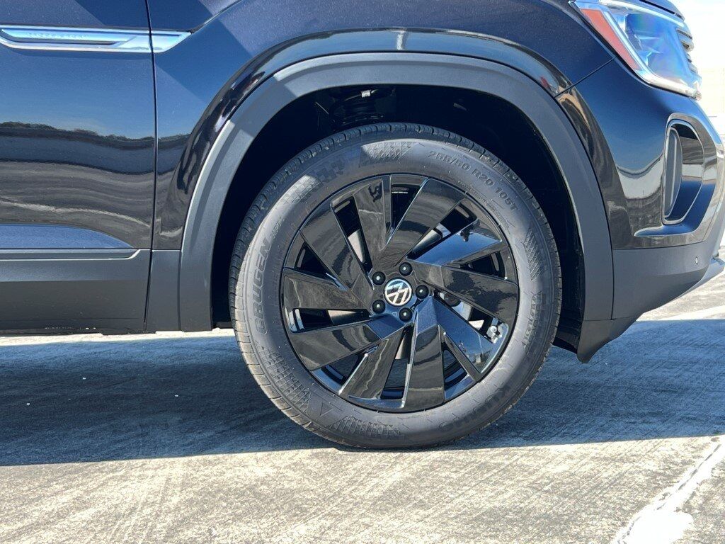 2025 Volkswagen Atlas Cross Sport 2.0T SE w/Technology Springfield VA