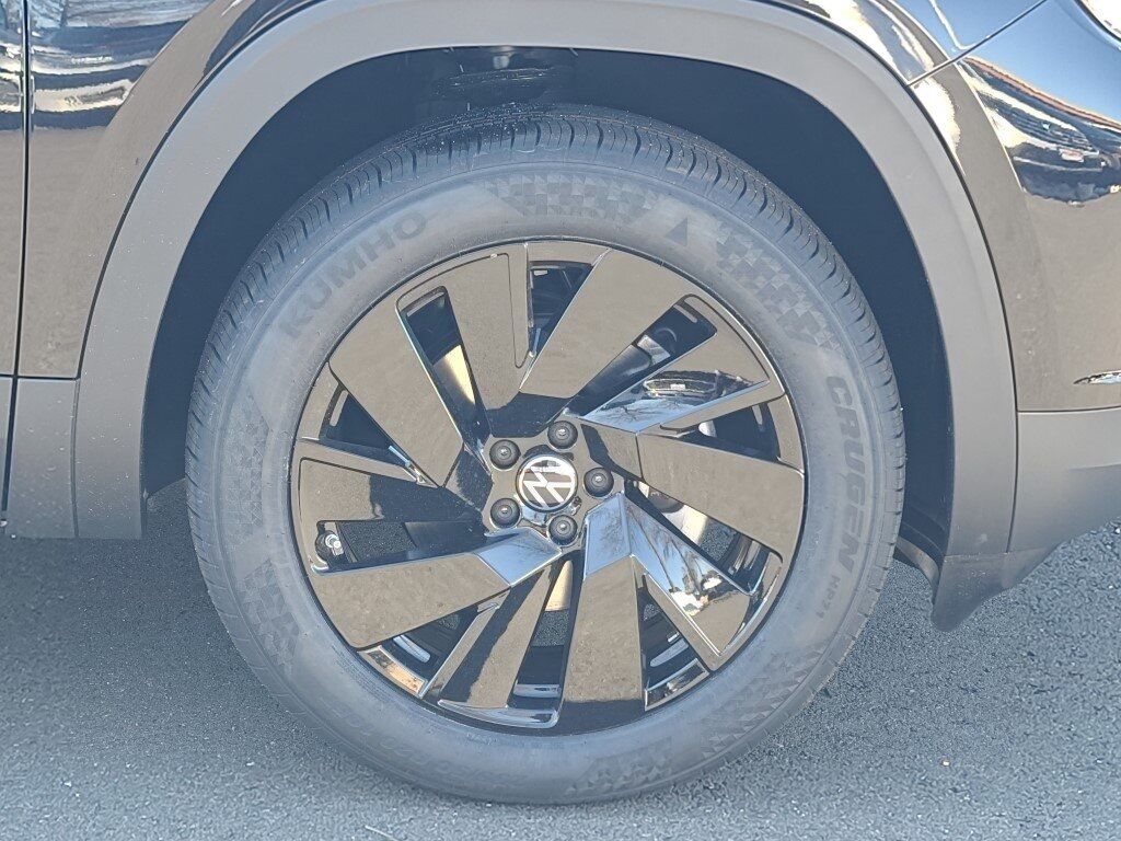 2025 Volkswagen Atlas Cross Sport 2.0T SE w/Technology Springfield VA