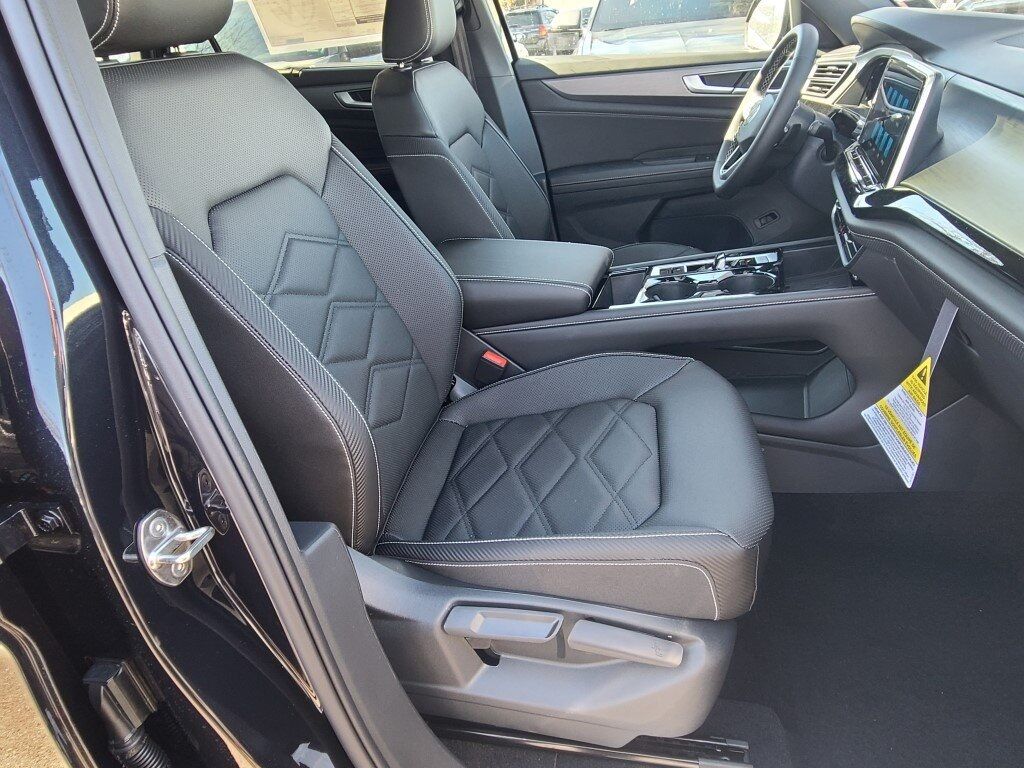 2025 Volkswagen Atlas Cross Sport 2.0T SE w/Technology Springfield VA