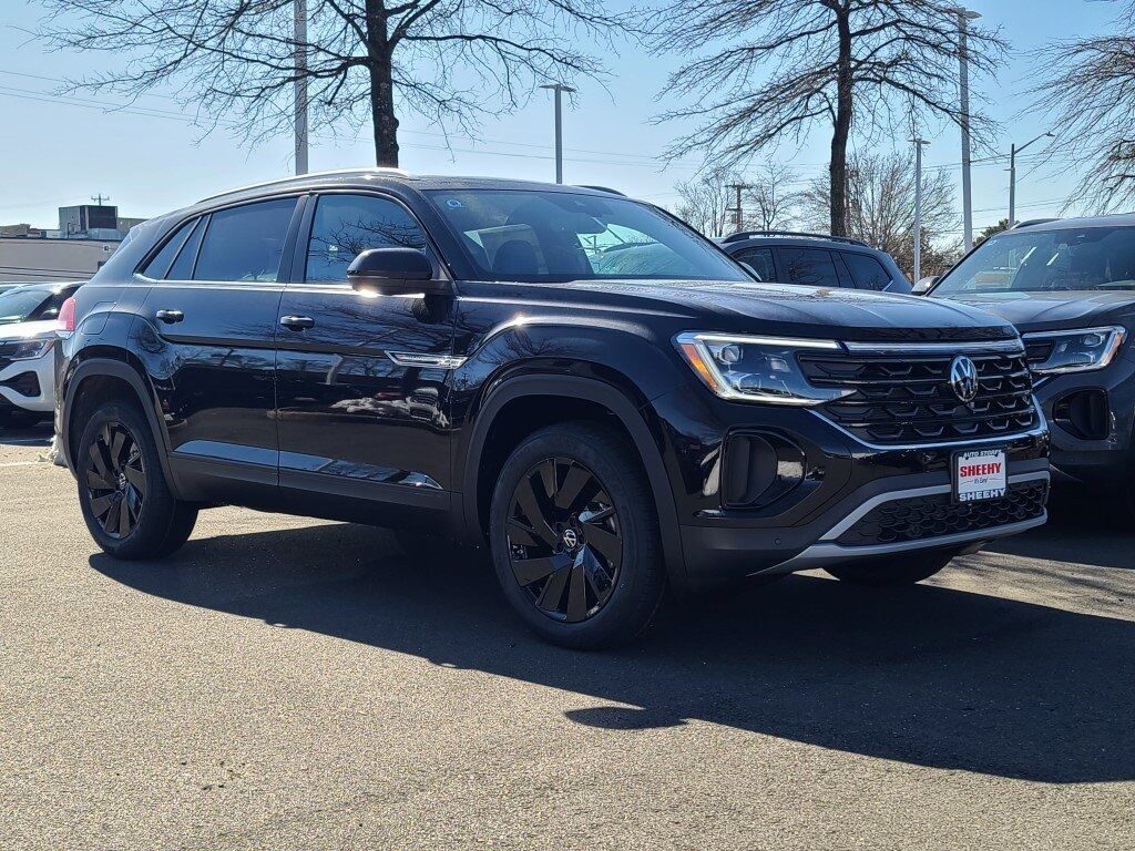 2025 Volkswagen Atlas Cross Sport 2.0T SE w/Technology