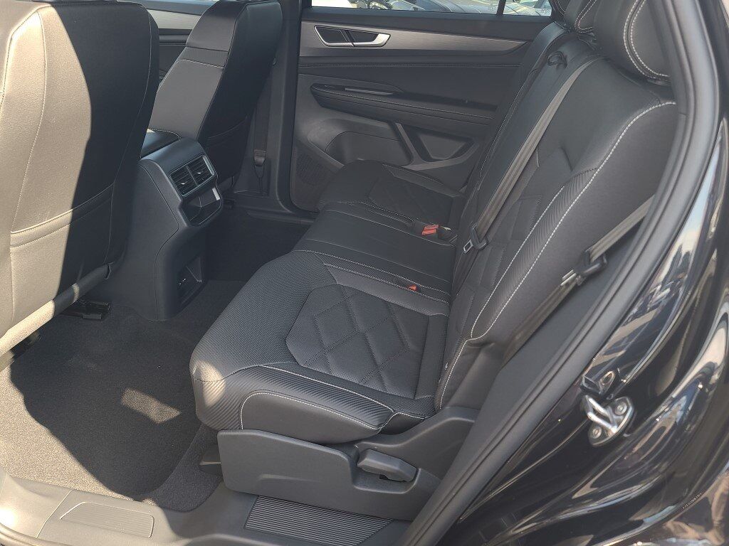 2025 Volkswagen Atlas Cross Sport 2.0T SE Springfield VA