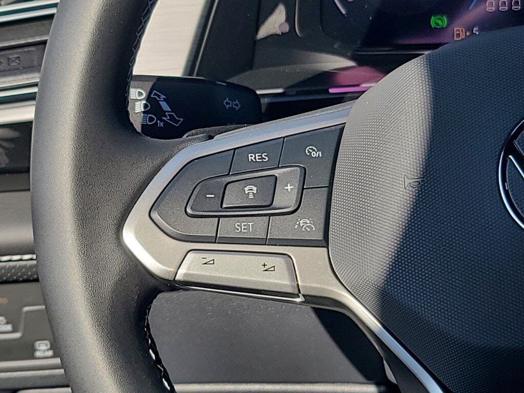 2025 Volkswagen Atlas Cross Sport 2.0T SE Springfield VA