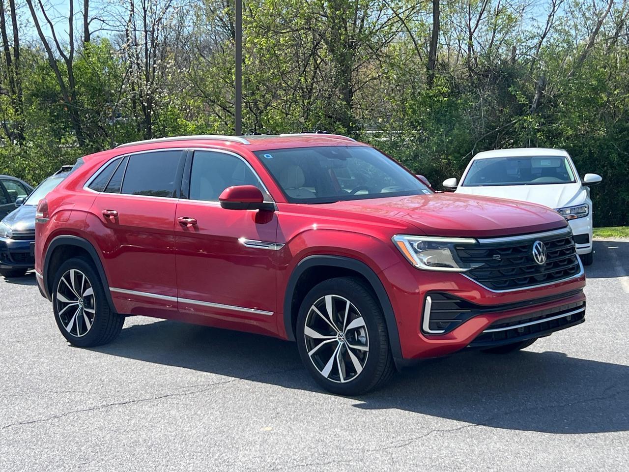 2025 Volkswagen Atlas Cross Sport 2.0T SEL Premium R-Line