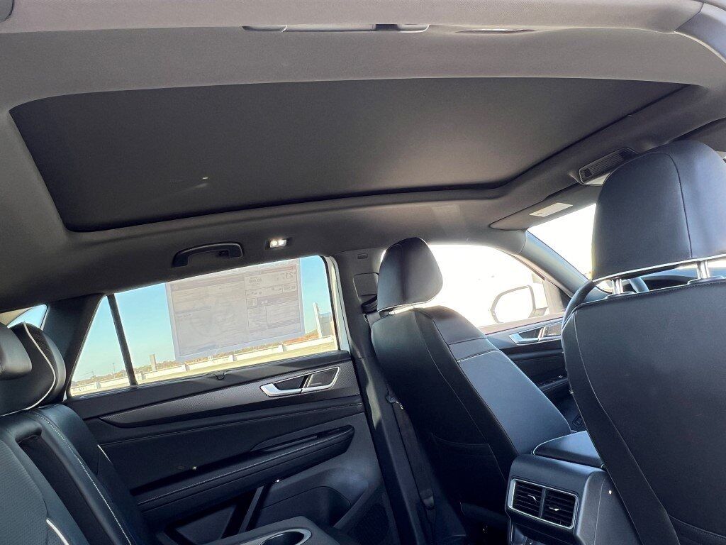 2025 Volkswagen Atlas Cross Sport 2.0T SEL Premium R-Line Springfield VA