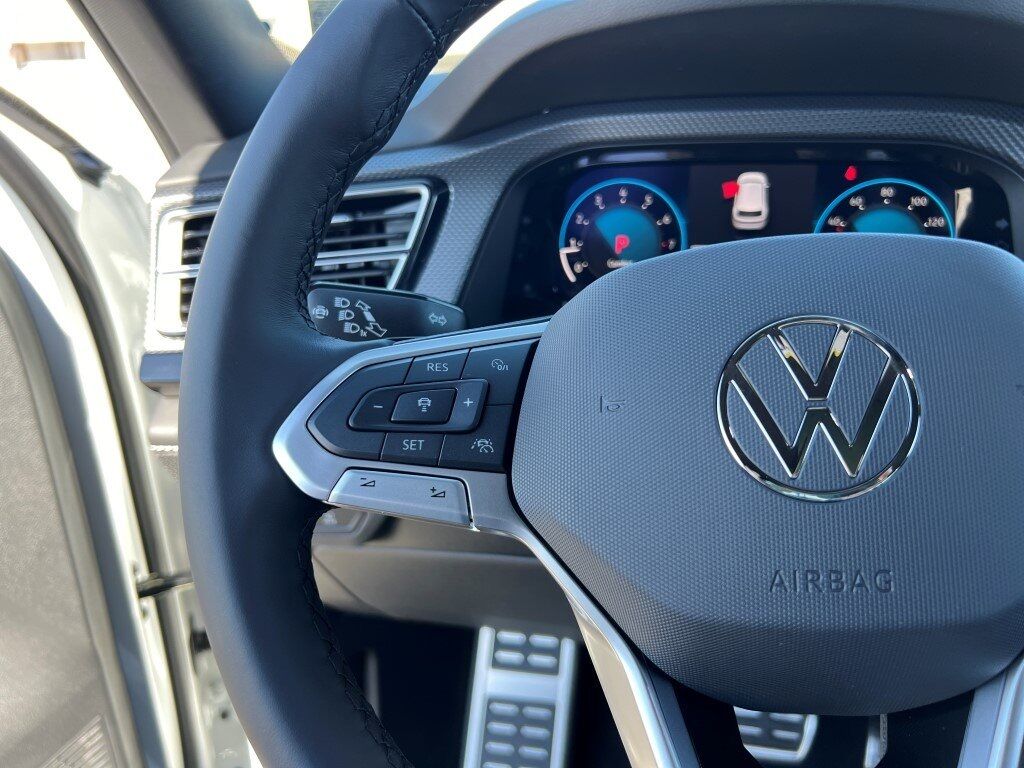 2025 Volkswagen Atlas Cross Sport 2.0T SEL Premium R-Line Springfield VA