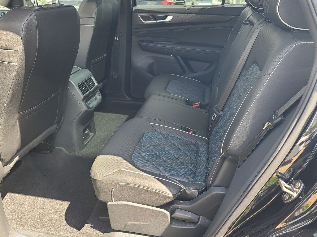 2025 Volkswagen Atlas Cross Sport 2.0T SEL Premium R-Line Springfield VA