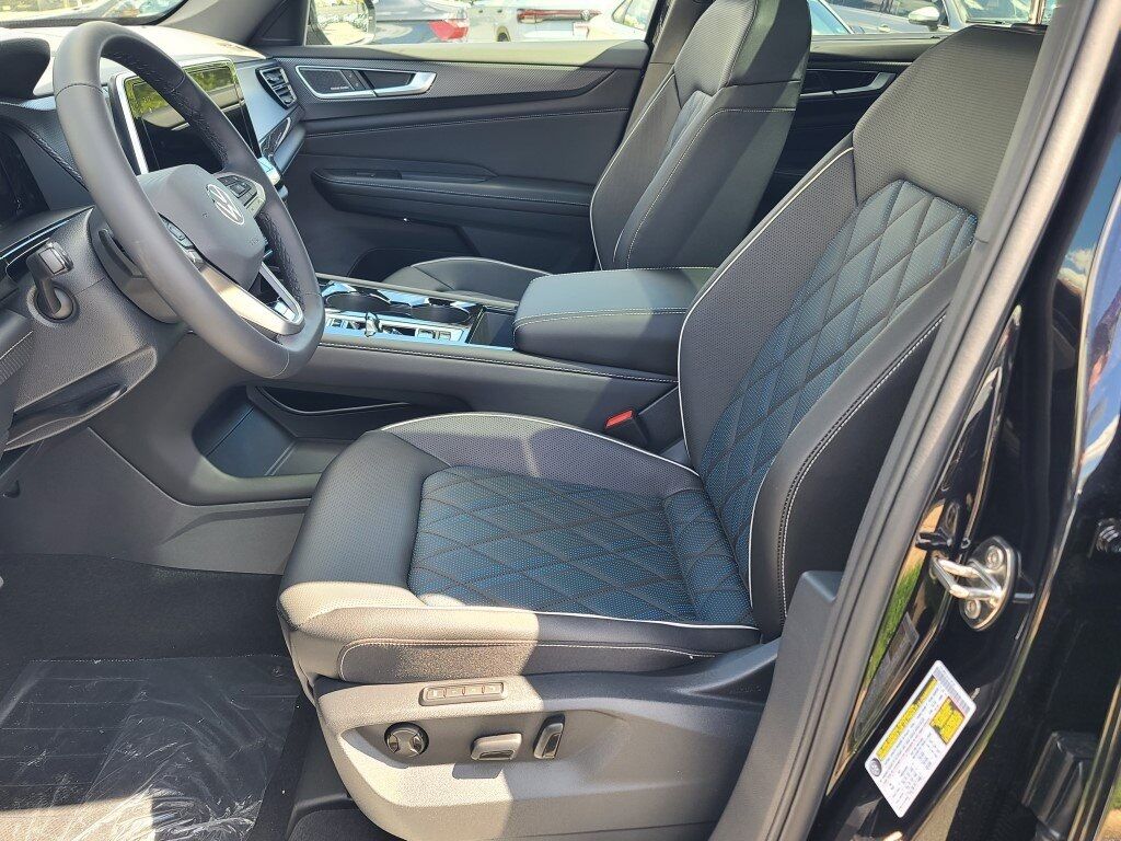 2025 Volkswagen Atlas Cross Sport 2.0T SEL Premium R-Line Springfield VA