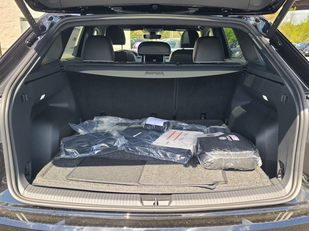 2025 Volkswagen Atlas Cross Sport 2.0T SEL Premium R-Line Springfield VA