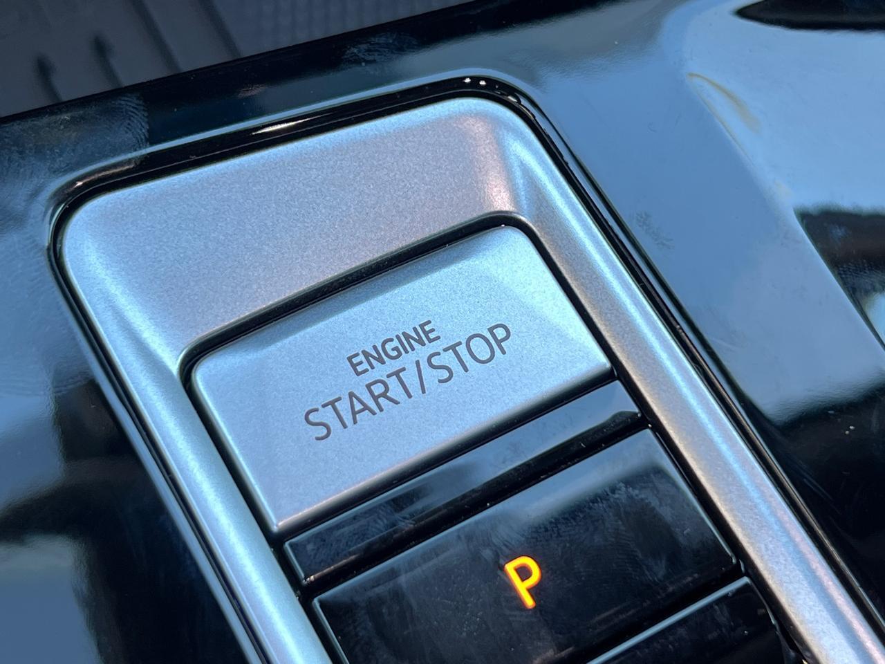 2025 Volkswagen Atlas Cross Sport 2.0T SEL R-Line Hagerstown MD