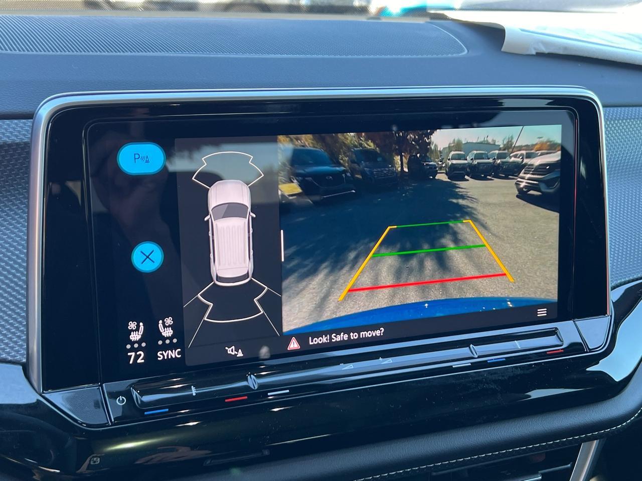 2025 Volkswagen Atlas Cross Sport 2.0T SEL R-Line Hagerstown MD