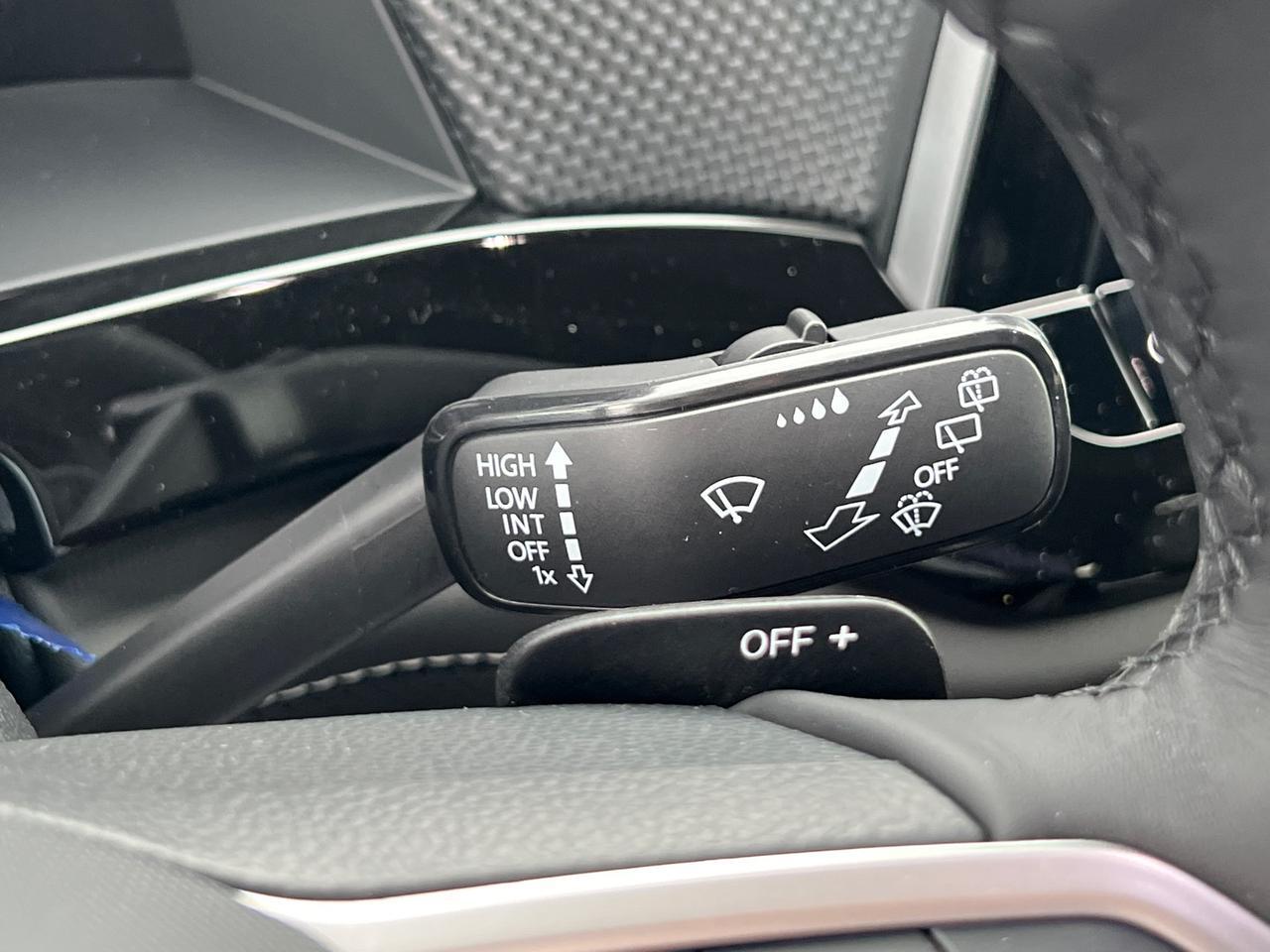 2025 Volkswagen Atlas Cross Sport 2.0T SEL R-Line Hagerstown MD