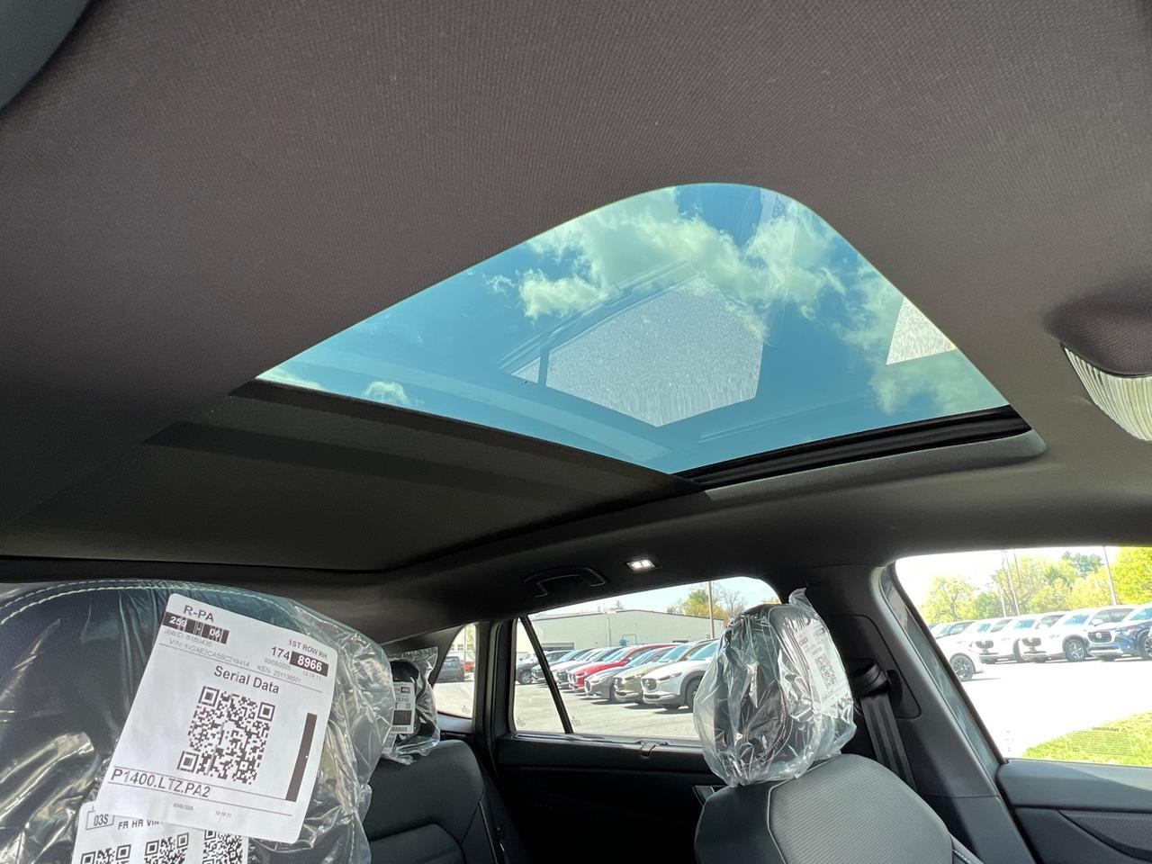 2025 Volkswagen Atlas Cross Sport 2.0T SEL R-Line Hagerstown MD