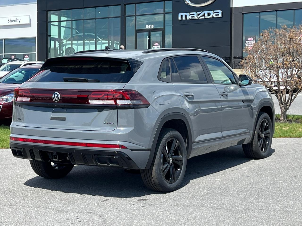 2025 Volkswagen Atlas Cross Sport 2.0T SEL R-Line Hagerstown MD