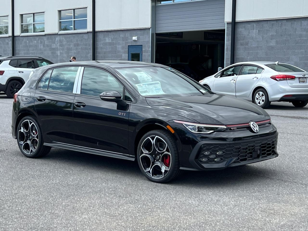 2025 Volkswagen Golf GTI Autobahn