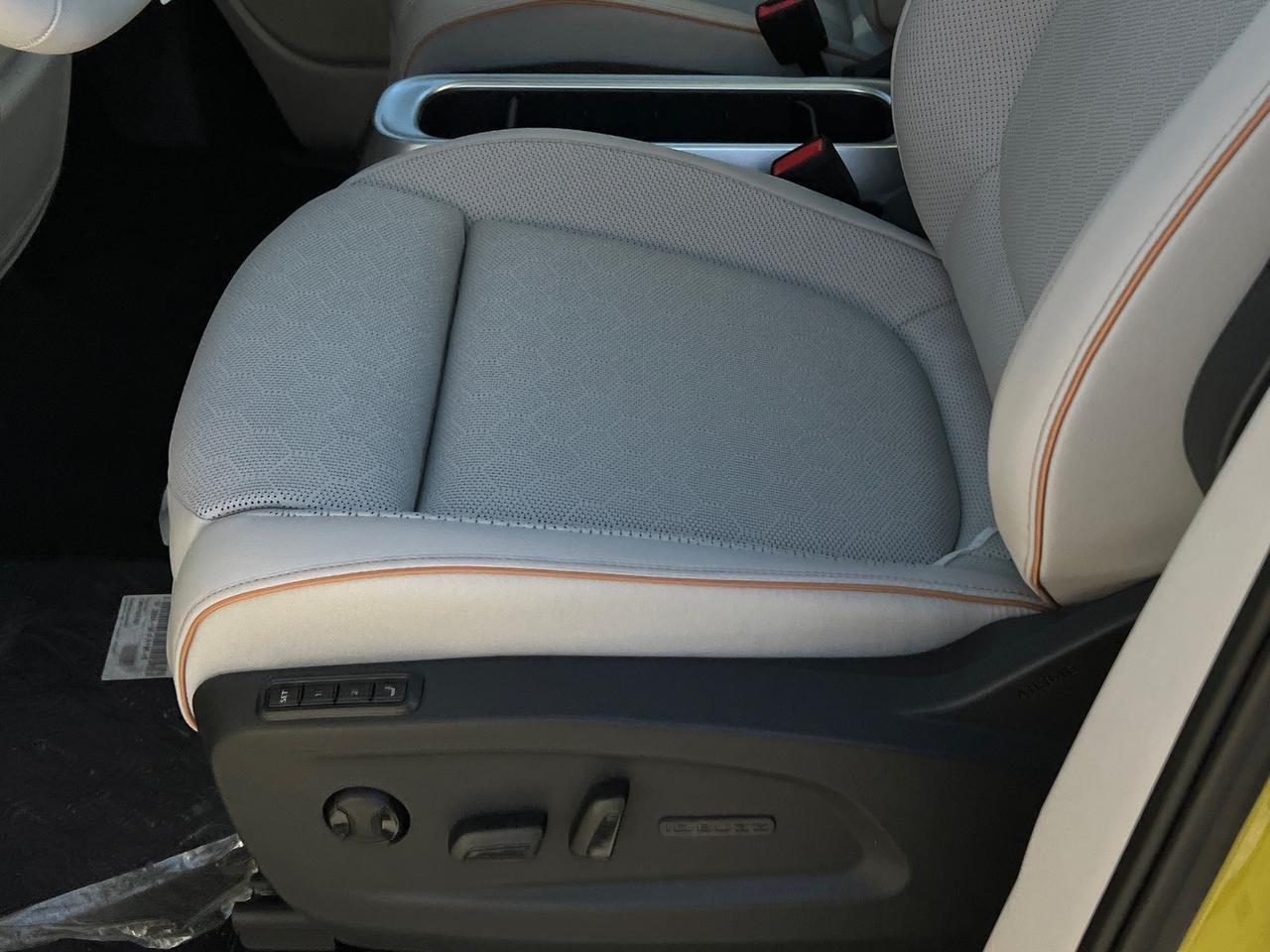 2025 Volkswagen ID. Buzz Hagerstown MD