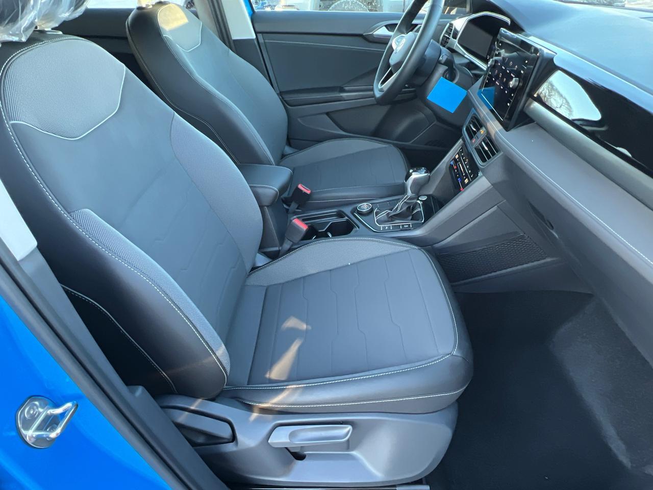 2025 Volkswagen Taos 1.5T SE Hagerstown MD