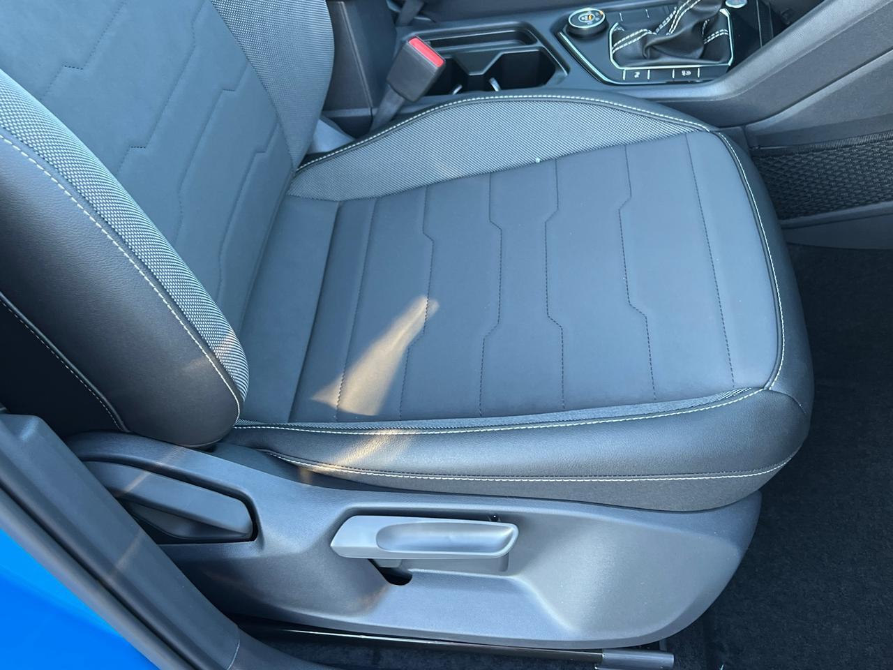 2025 Volkswagen Taos 1.5T SE Hagerstown MD