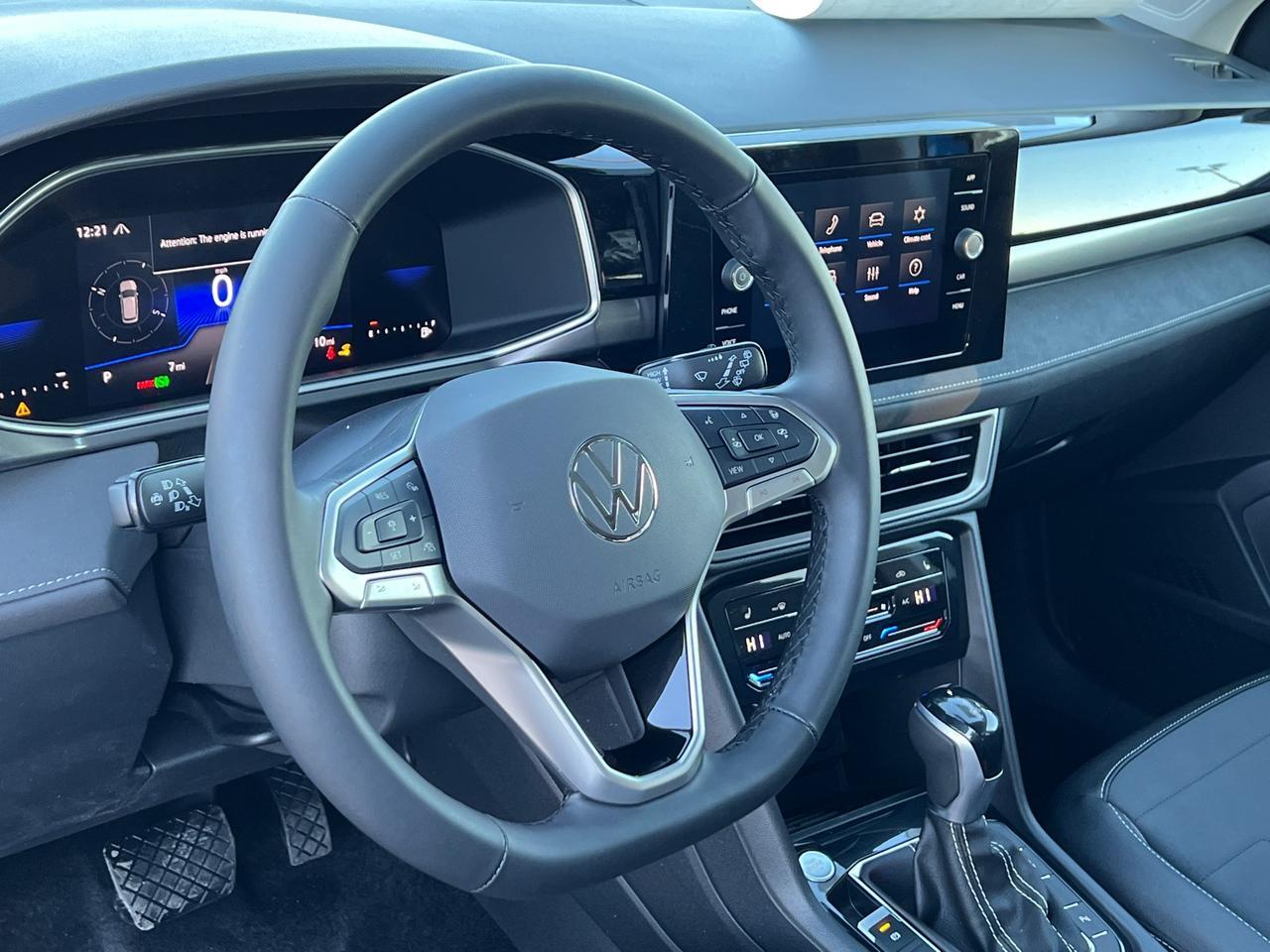 2025 Volkswagen Taos 1.5T SE Hagerstown MD