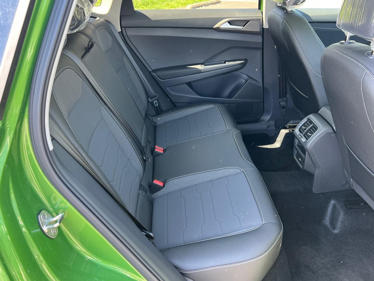 2025 Volkswagen Taos 1.5T SE Hagerstown MD