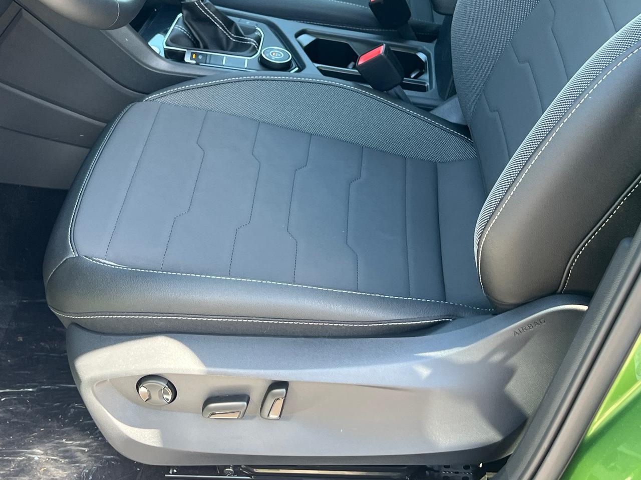 2025 Volkswagen Taos 1.5T SE Hagerstown MD