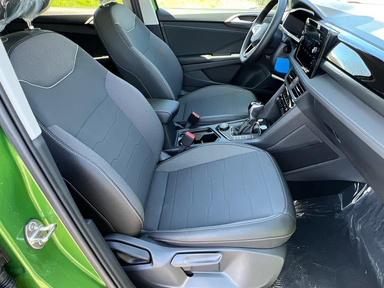 2025 Volkswagen Taos 1.5T SE Hagerstown MD