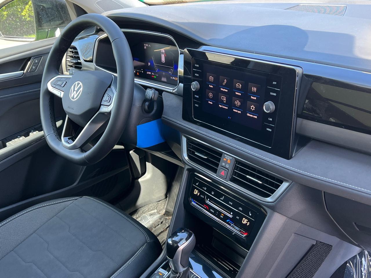 2025 Volkswagen Taos 1.5T SE Hagerstown MD