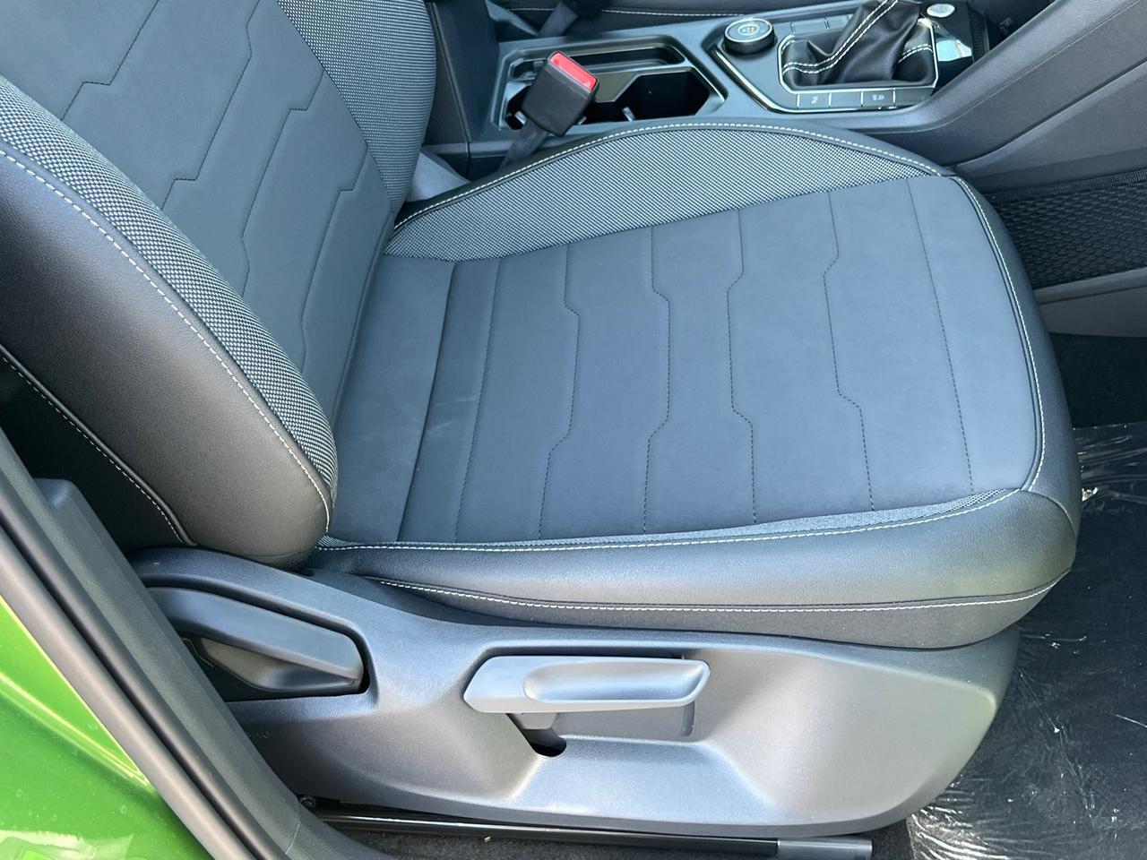 2025 Volkswagen Taos 1.5T SE Hagerstown MD