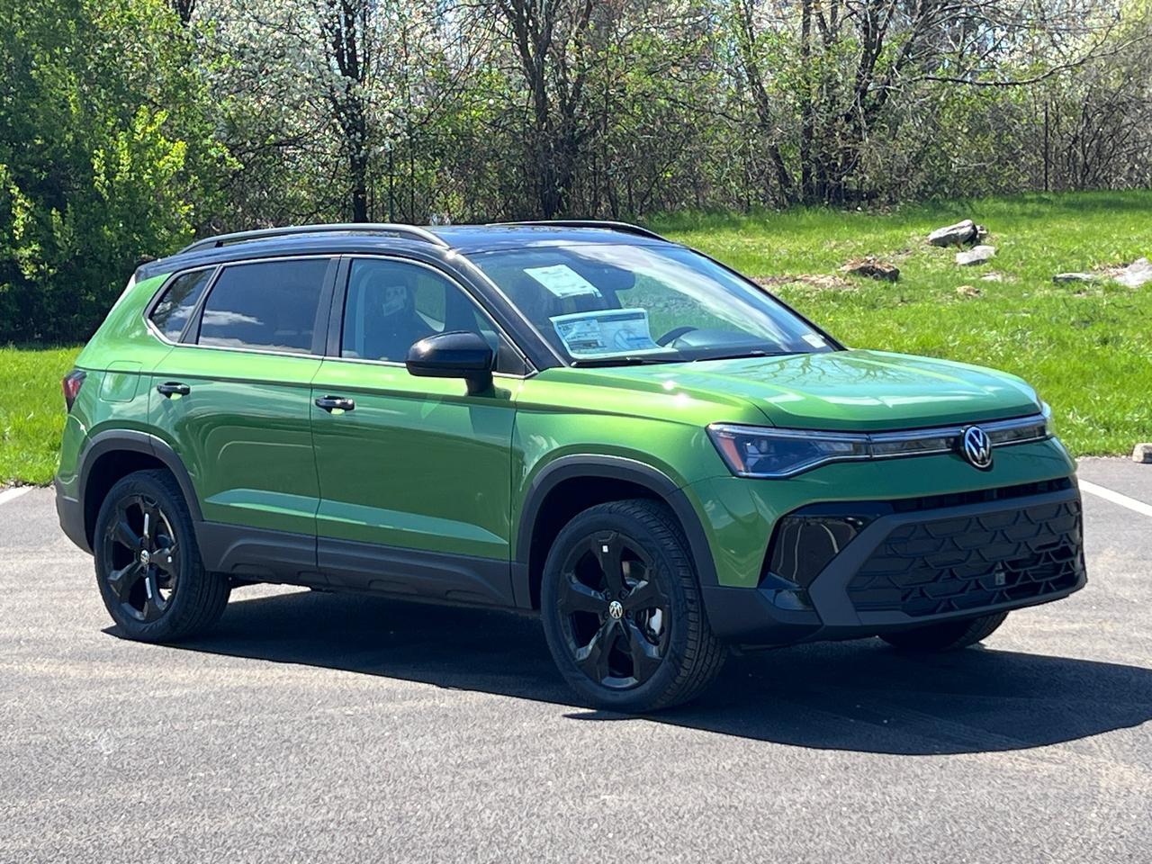 2025 Volkswagen Taos 1.5T SE