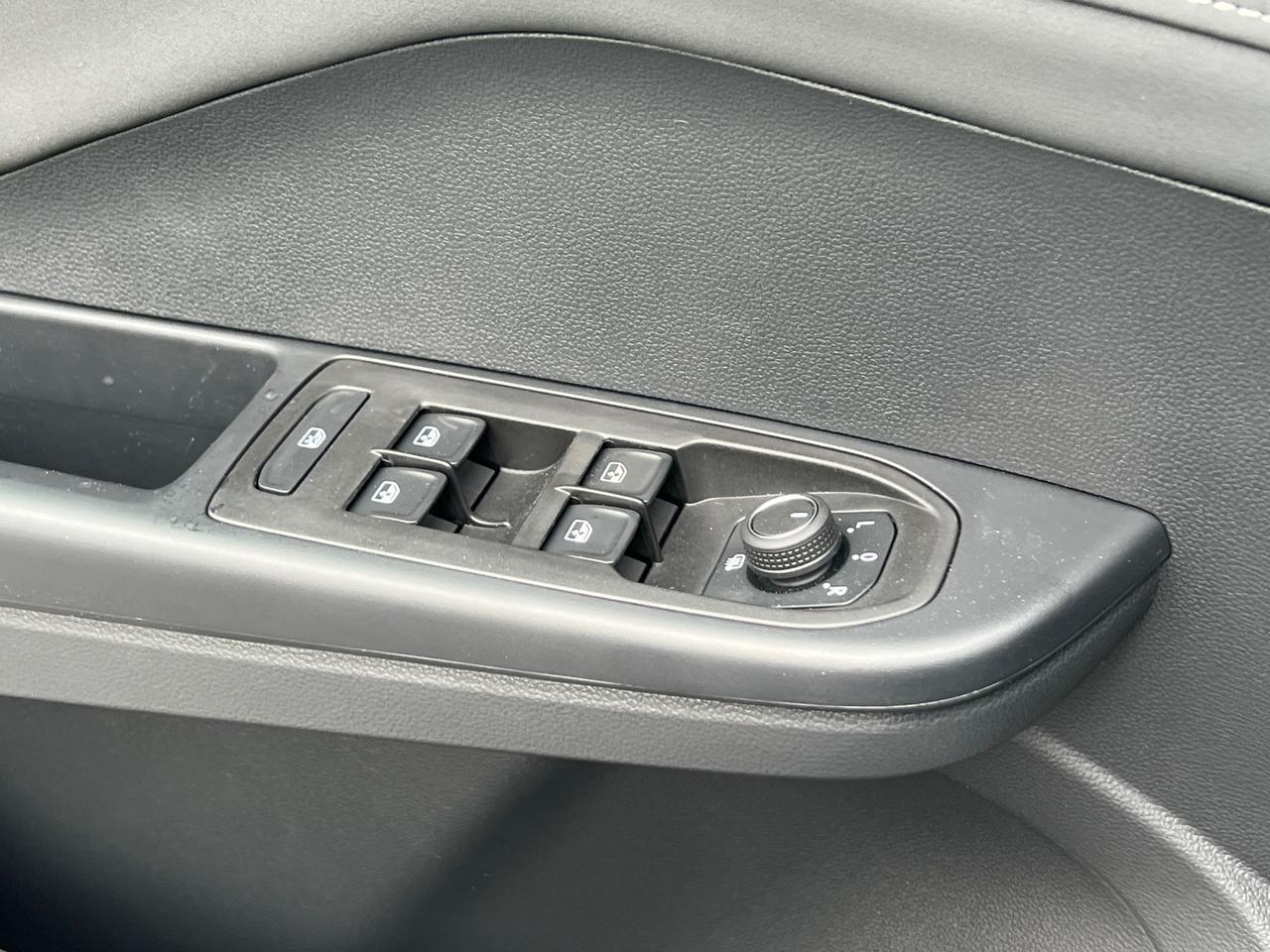 2025 Volkswagen Taos 1.5T SE Hagerstown MD