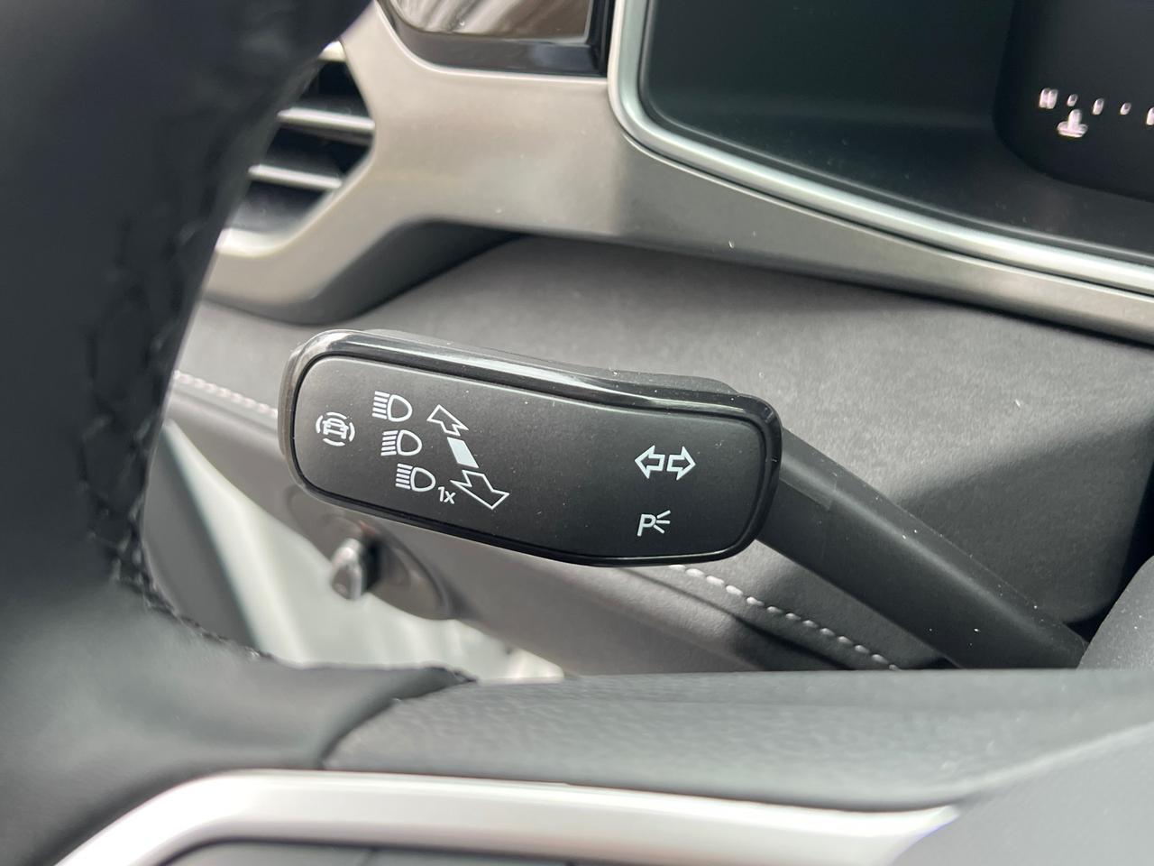 2025 Volkswagen Taos 1.5T SE Hagerstown MD