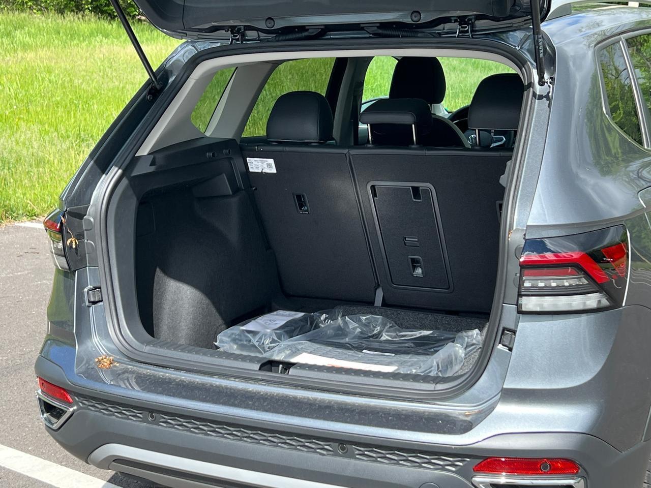 2025 Volkswagen Taos 1.5T SE Hagerstown MD