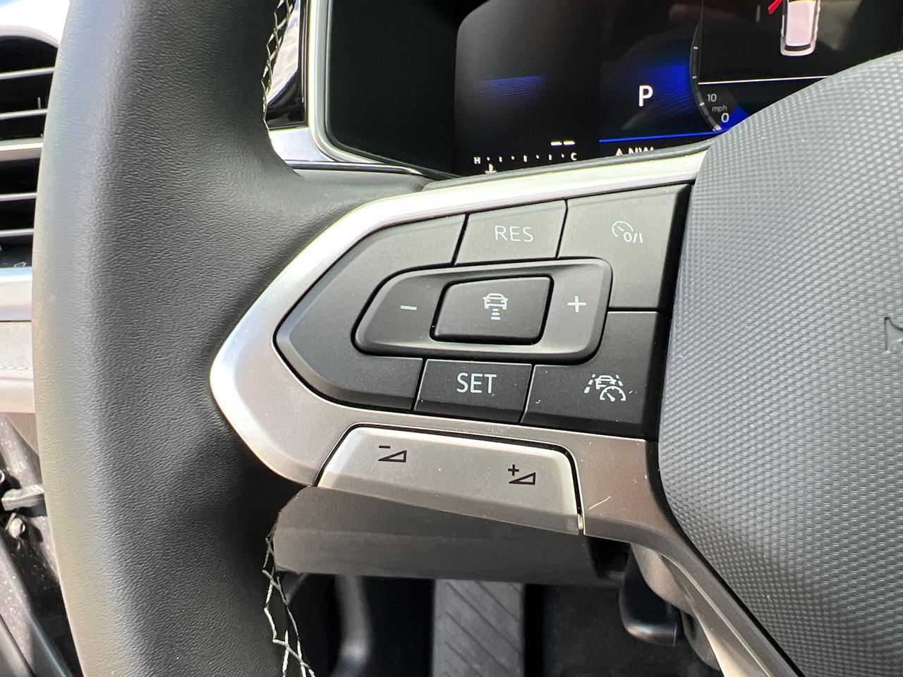 2025 Volkswagen Taos 1.5T SE Hagerstown MD