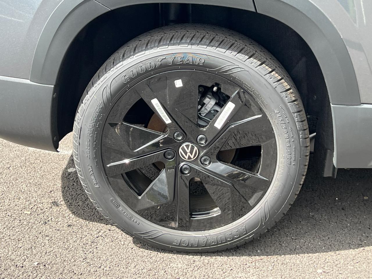 2025 Volkswagen Taos 1.5T SE Hagerstown MD